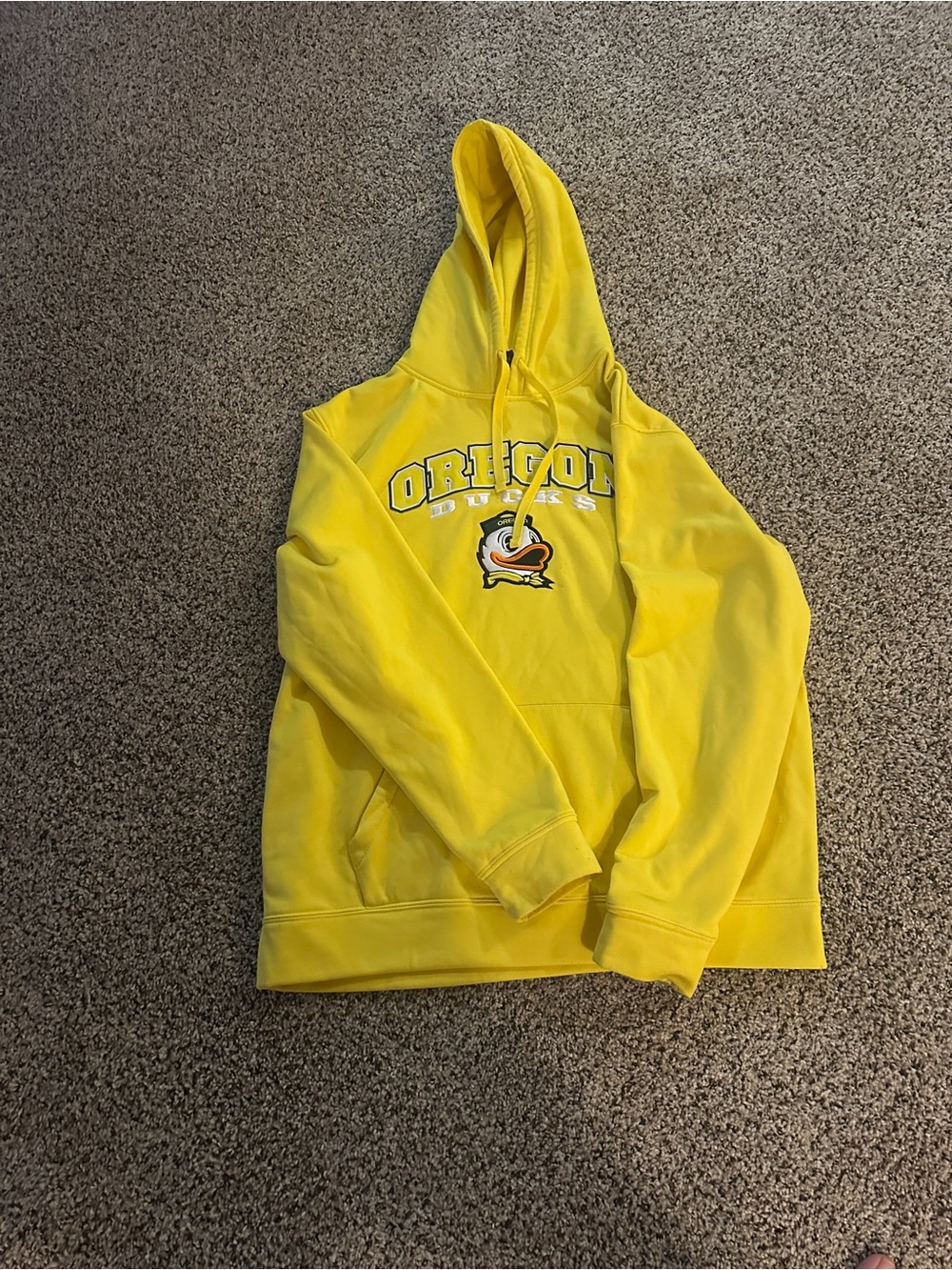 NCAA Oregon Ducks Yellow Hoodie Sweatshirt